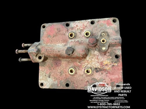 IH Farmall 460 340 Hydraulic Pump Mounting Flange Cover 373713R1 Antique Tractor