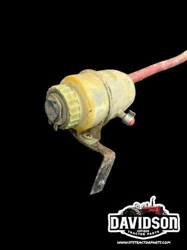 Ford 7740 Tractor reservoir