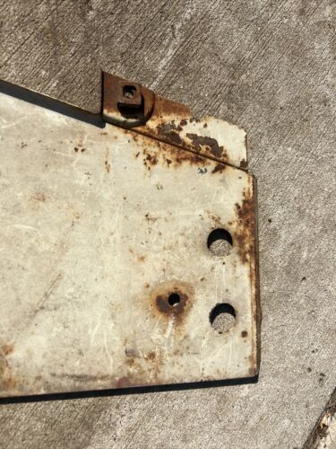 International IH Farmall 706 Front Left Side Panel