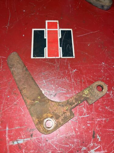 FARMALL IHC TRACTOR M BRAKE PEDAL STOP