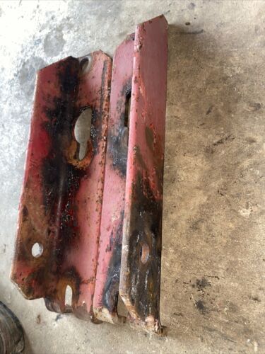 Farmall M SM MTA 400 350 460 Tractor pair 2) IH IHC Axle drawbar brace brackets