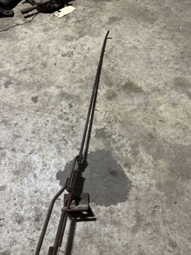Farmall IH A tractor Vac Vacuum lift control rod w/ handle & mounting bracket