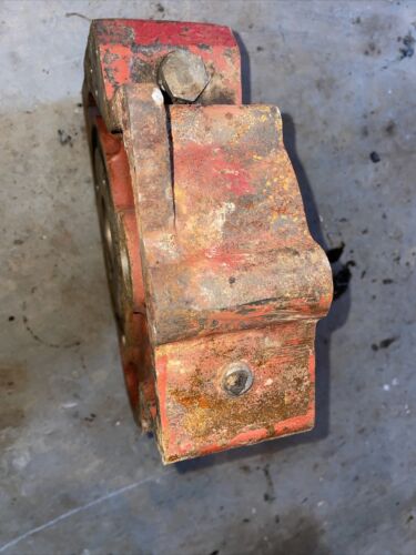IH Farmall 381462R1 PTO Housing