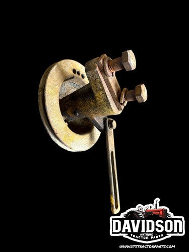 IhC Farmall Cub Low Boy 154 Fan Pulley With Bracket Antique Tractor