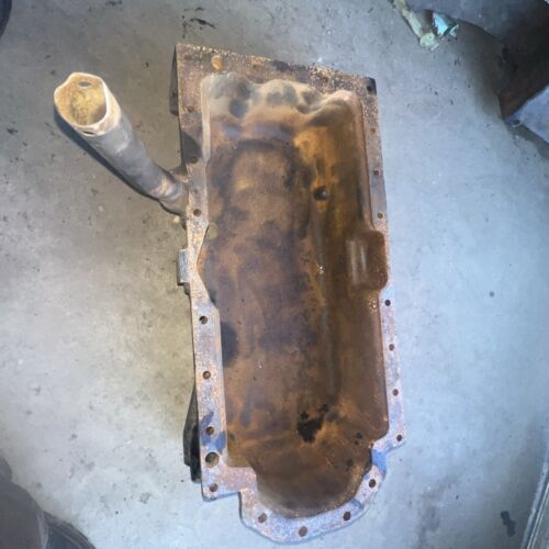 Used Engine Oil Pan with Filler Tube fits Case IH 895 4230 fits International