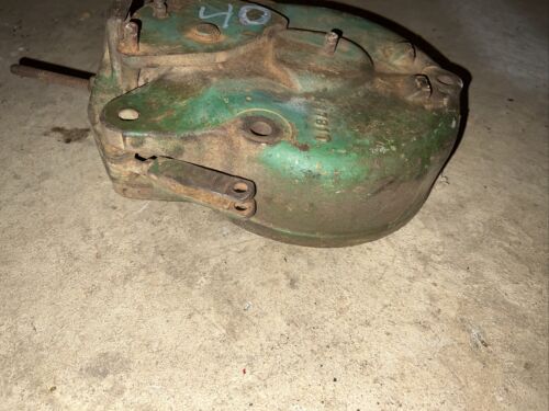 John Deere 40T brake housing M1781T