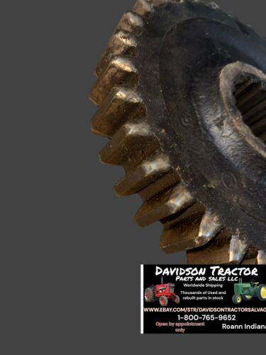 John Deere JD G 70 Tractor Transmission drive 5th 6th gear F566R