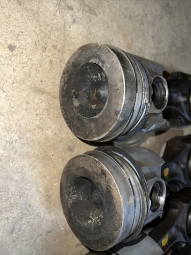 Case International D206 Used Pistons W/Rods Set (4) 574 584 595