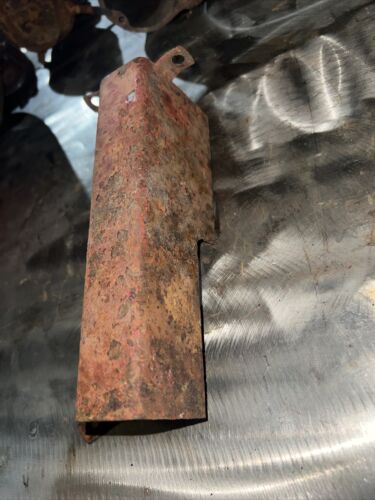 Farmall 400 450 IH tractor hydraulic line cover panel