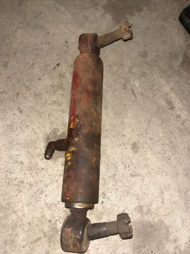 International Farmall 444 IH tractor Right powersteering power steering cylinder