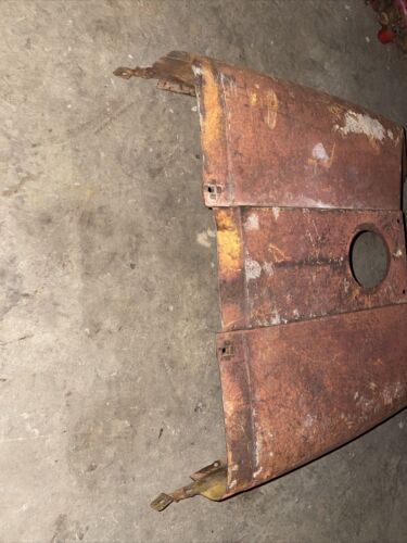 IH FARMALL 424 444 2444 TRACTOR CENTER FUEL TANK HOOD - NICE