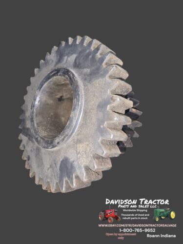 John Deere 620 630 transmission gear A5565R countershaft idler gear