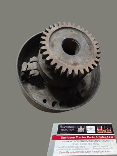 JOHN DEERE B BELT PULLEY B136R  FITS UNSTYLED AND EARLY STYLED B