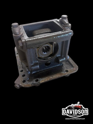 Ford 9N tractor Good Used hydraulic belly pump w / cover panel