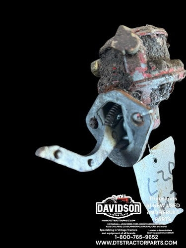 International 2505-B C-200 Gas Good Used Fuel Pump Antique Tractor