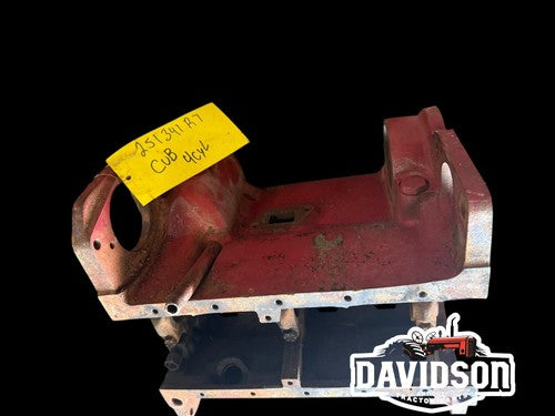 Farmall cub IH cast Engine block 251341R2 Antique Tractor