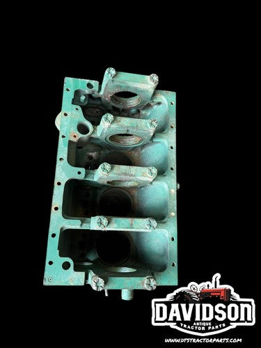 Good Used Oliver 1365 Engine Block 4600967 Antique Tractor