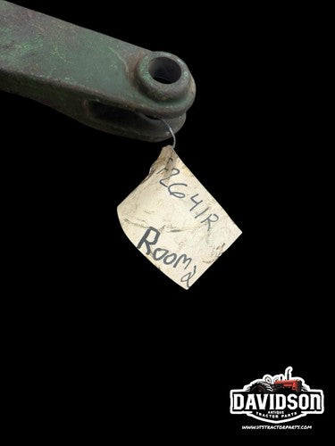 1 John Deere 720 730D R.H.  Rock Shaft  Lift Arm  F2641R used tractor part