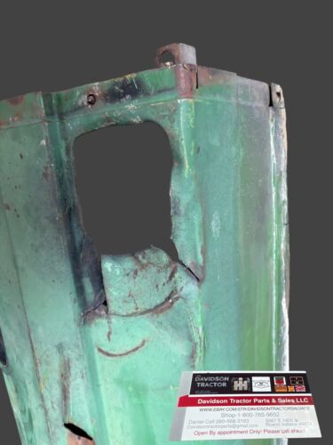 AA6481R John Deere 60 Hood  Nice Original Fits S/N 6035350 up Antique Tractor