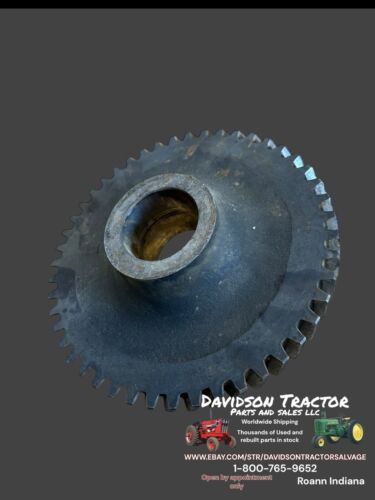 John Deere 70 720 730 Diesel Oil Pump Idler Gear F1979R