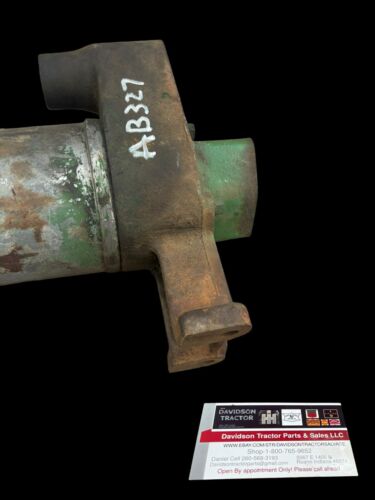 John Deere unstyled US B air cleaner top casting AB327R AB327