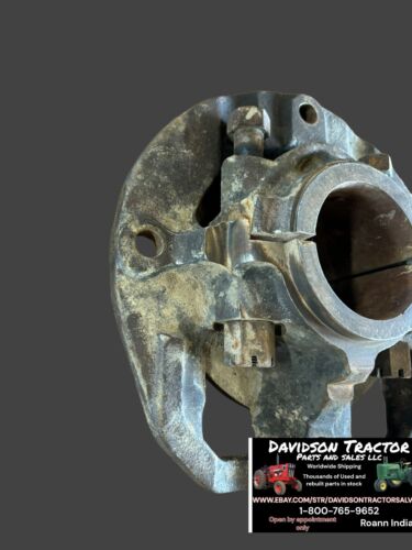 John Deere G RH Main Bearing Casting (clutch side) F752R AF770R