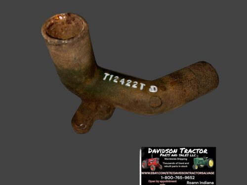 USED JOHN DEERE T12422T FITTING RADIATOR 2010 TRACTOR