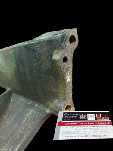 John Deere Hydraulic Pump Support R43074, R55008; Fits Model 4520