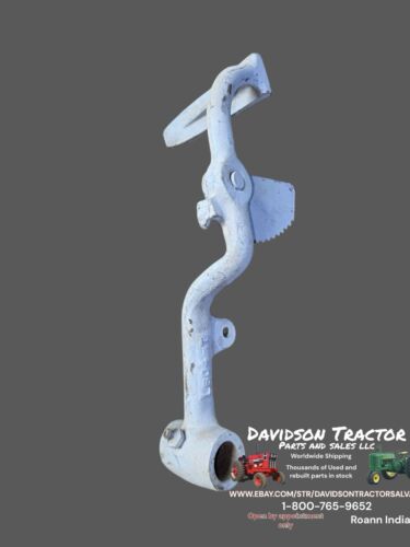 1940 John Deere L tractor JD right brake pedal L604T & lock latch bracket