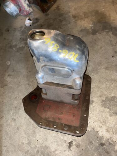 Farmall International Hydraulic Pump With Mounting Flange  387348R1, 382753R1