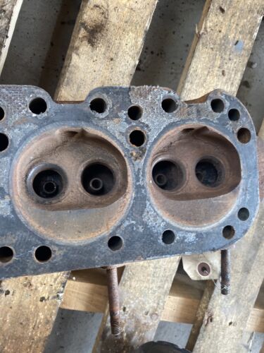 Original Vintage Allis Chalmers B C Tractor Engine Head GOOD MAGGED