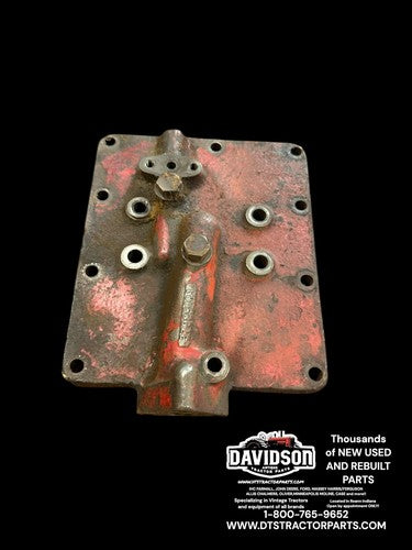 IH Farmall 560 Hydraulic Pump Cover Housing Antique Tractor
