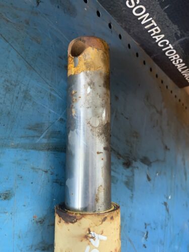 International Cub IH IHC 154 low boy Tractor lift cylinder Antique Tractor