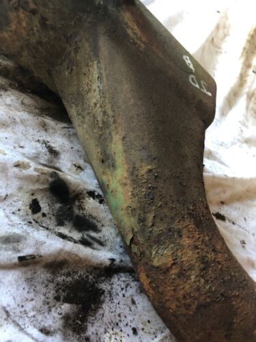 John Deere Styled B Radiator/Muffler Support Upper Water Pipe Casting