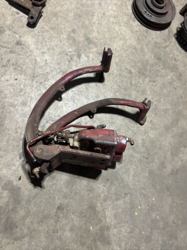International Farmall 1066 Tractor IH brake Valve pedals W/mounting bracket
