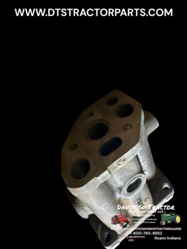 1957 John Deere 620 Tractor Rockshaft Hydraulic Valve Housing F2760R F2606R