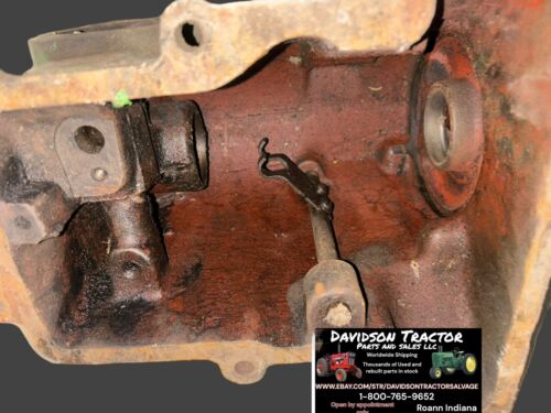 JOHN DEERE F799R GOVERNOR HOUSING G TRACTOR