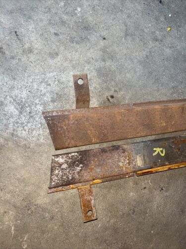 International 364 354 Tractor Under hood skirts PAIR