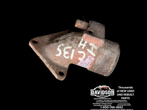 International Farmall 404 424 340 140 240  C-135 Elbow-water Outlet 367679R1