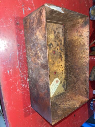 IH Farmall INTERNATIONAL 300 350 400 450 TOOLBOX ON TOP OF TORQUE  GOOD SHAPE