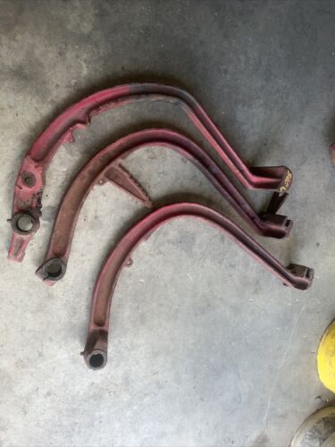 IH 560 Wheetland Clutch/Brake Pedals w/rod Antique Tractor