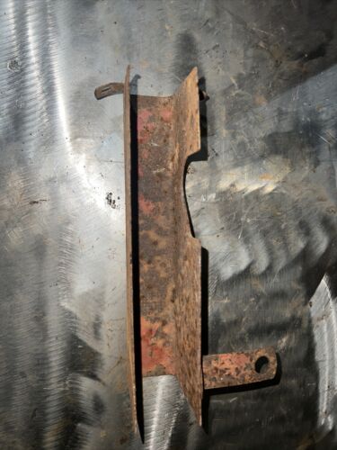 Farmall 400 450 IH tractor hydraulic line cover panel