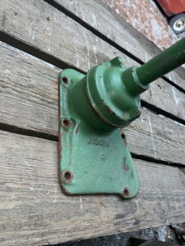 JOHN DEERE B CRANKCASE BREATHER B1841R
