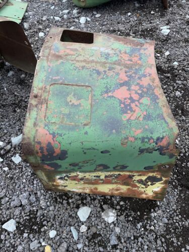 John Deere 730 LP hood Antique Tractor