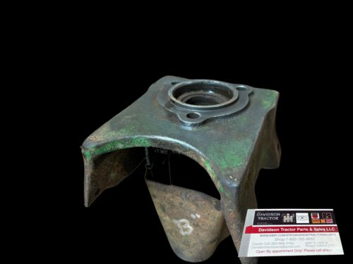 John Deere B PTO Cover With Bracket B2064R
