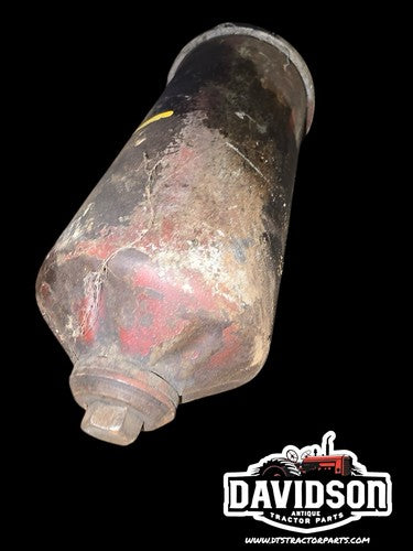 International Harvester 444 B275 Diesel Oil Filter Canister and mount IH BD154