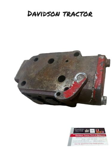 IHC Farmall Hydraulic Block Antique Tractor