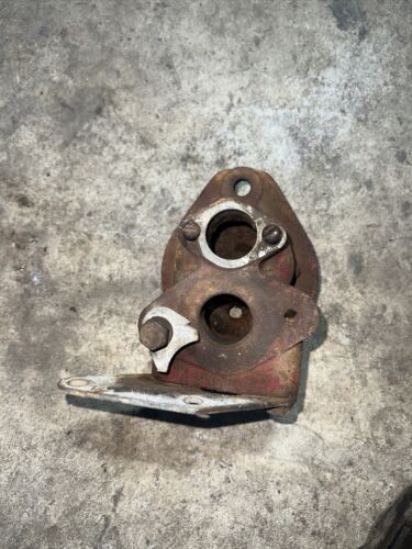 Farmall 300 350 400 450 distributor housing