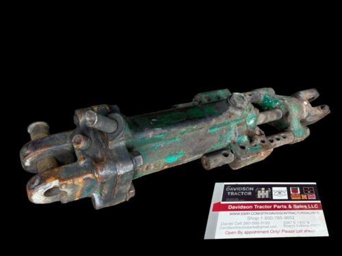 John Deere Tractor JD implement Hydraulic lift cylinder A3162R ANTIQUE TRACTOR