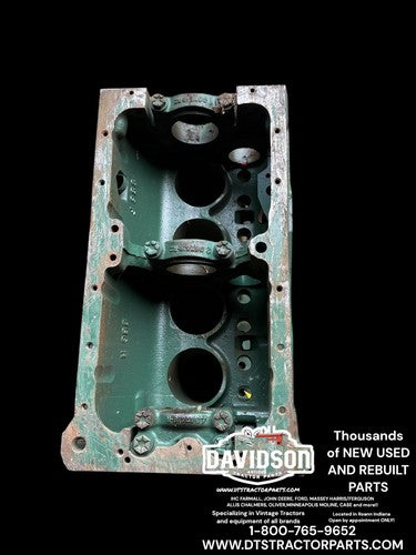 International C175 400336R1 Engine Block IH 464 Tractor
